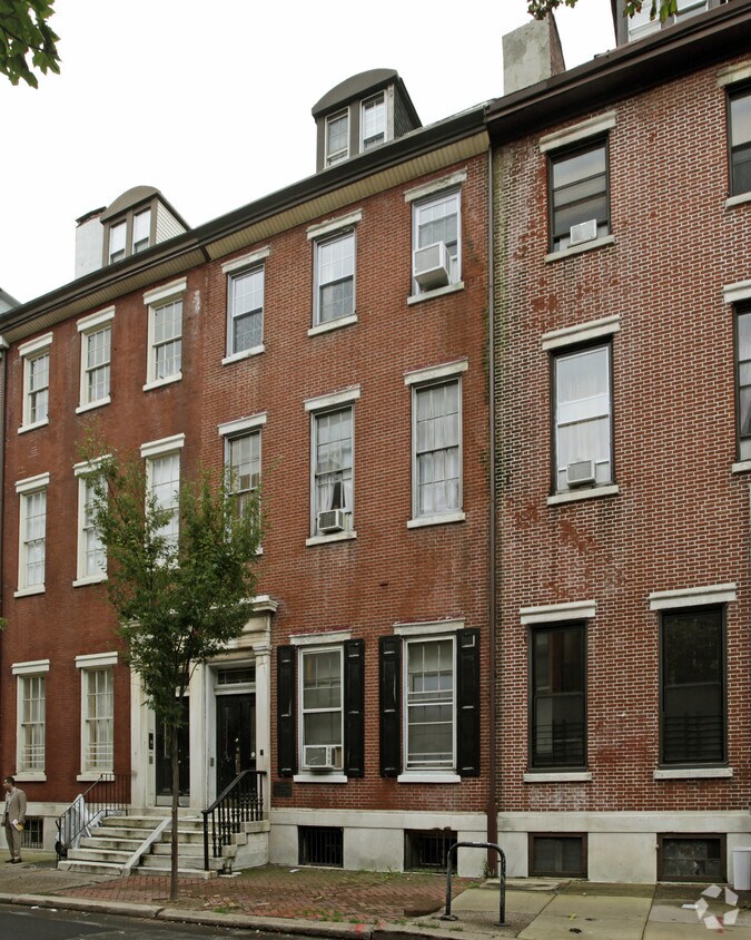 Foto principal - 906 Pine St