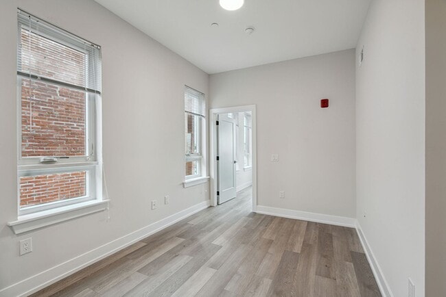 Interior Photo - The Dally