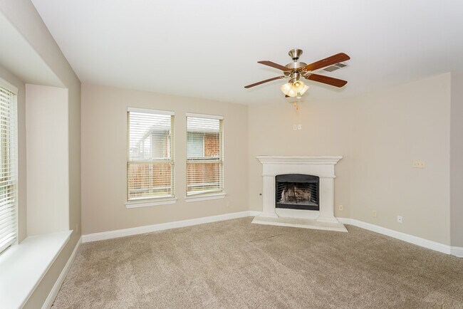 Building Photo - Bright 4-Bedroom Home in Royse City, TX!