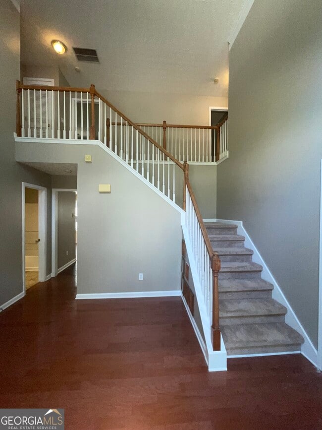 Building Photo - 102 Carolinas Way