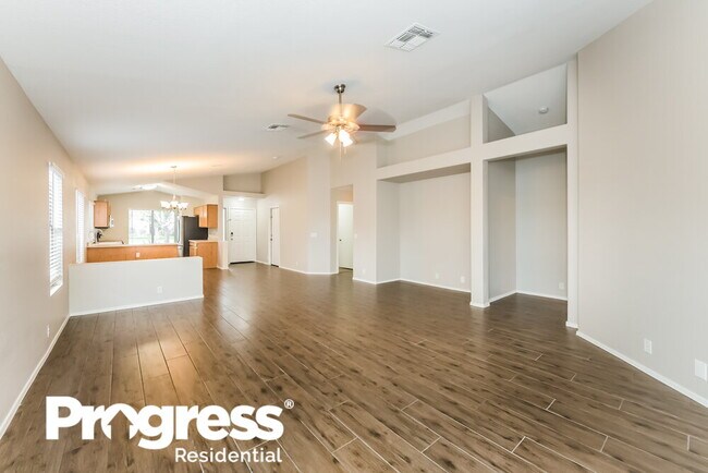 Foto del edificio - 8640 W Kathleen Rd