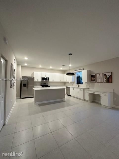 Foto del edificio - 4 br, 2.5 bath House - 11874 SW 244th St