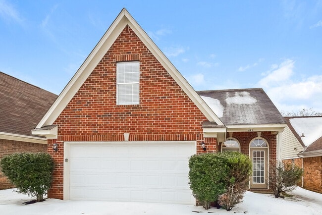 Building Photo - 649 Grant Dr