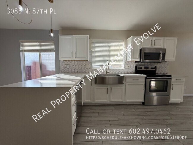 Building Photo - 3085 N 87th Pl