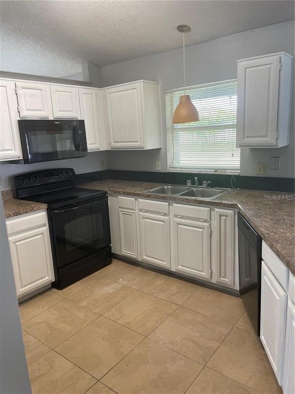 Foto del edificio - 11836 Newchapel Ct