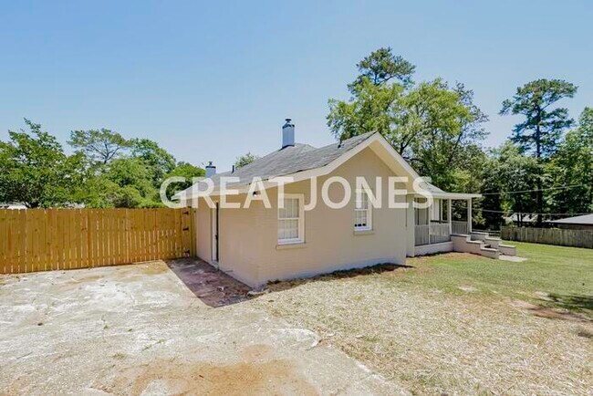 Building Photo - 2630 Tupelo Dr