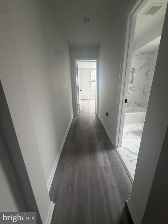 Foto del edificio - 112 E Huntingdon St