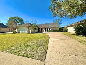 Building Photo - 1514 Park Meadow Dr