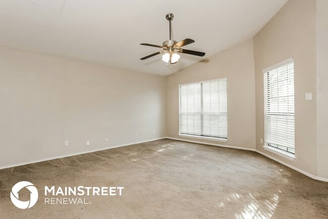 Building Photo - 7300 Wayfarer Trail