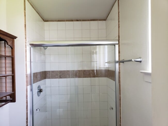 Building Photo - 1477 Hampton Way