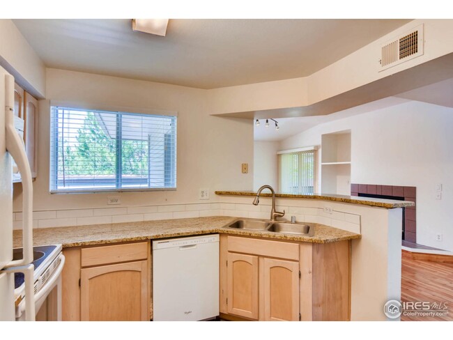 Building Photo - 730 Copper Ln
