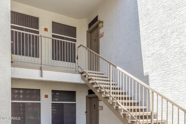 Building Photo - 11375 E Sahuaro Dr