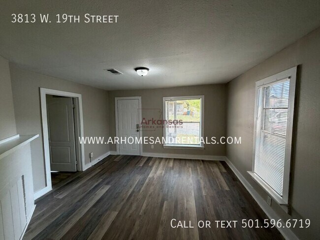 Foto del edificio - 3813 W 19th St