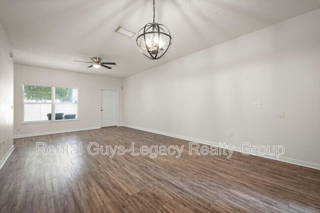 Foto del edificio - 512 South Branch Drive