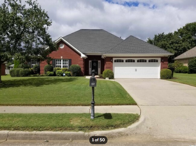 Foto del edificio - 122 Bellingham Dr