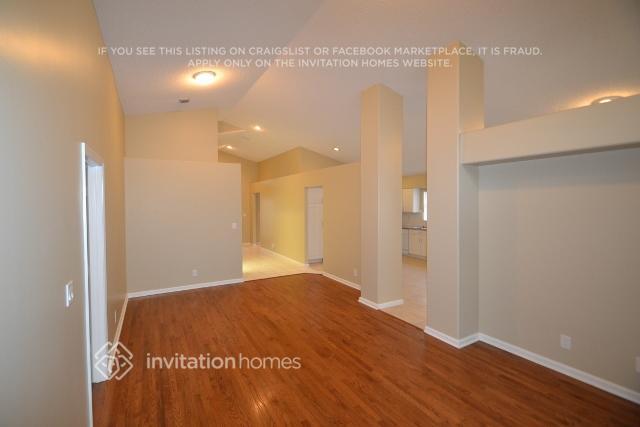 Foto del edificio - 13283 Blue Diamond Pl