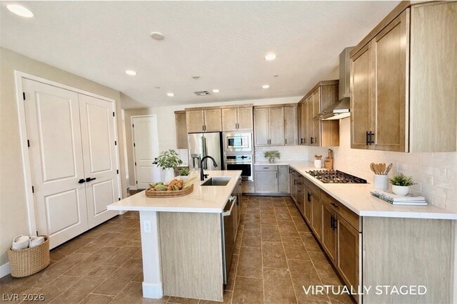 Building Photo - 2256 Fish Hawk St