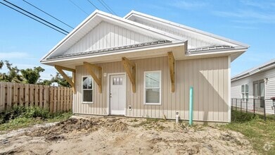 Building Photo - 301 Gabrielle Ln