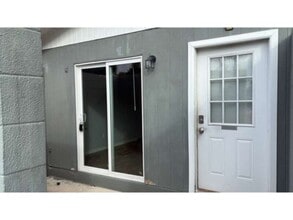 Building Photo - 2421 Shannon Rd