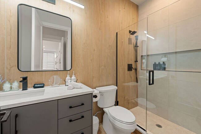 Foto del edificio - 801 S Western Ave