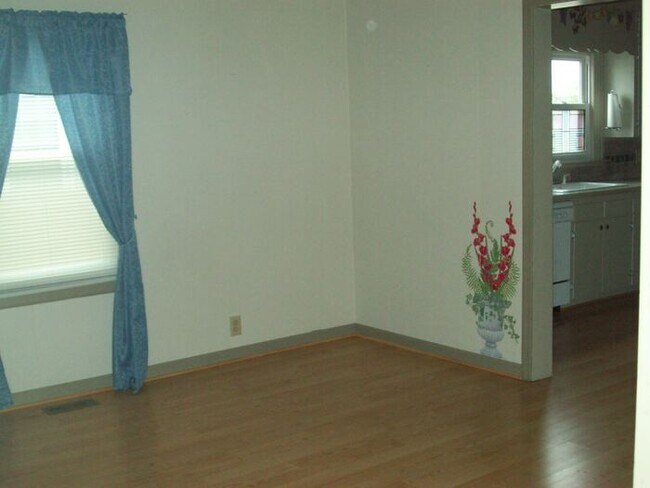 Foto del edificio - 648 Williams St