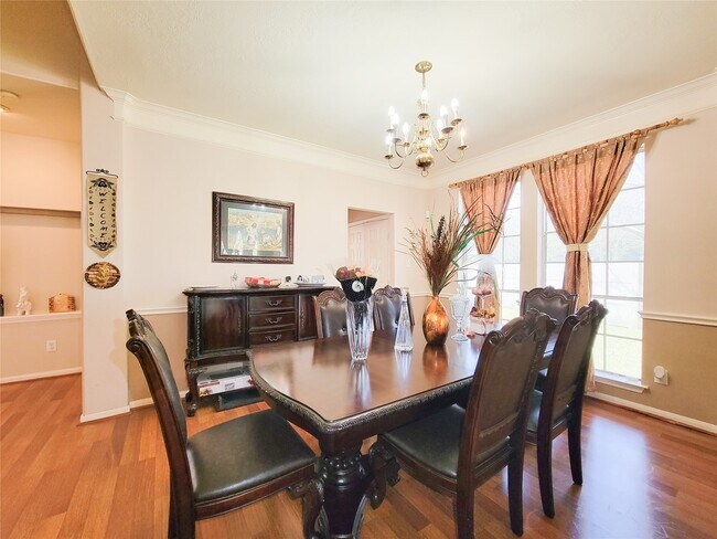 Building Photo - 8002 Weeping Willow Pl