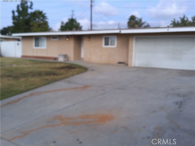 Building Photo - 513 E Covina Blvd