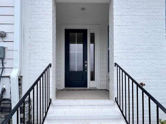 Foto del edificio - 8520 Silsbee Dr