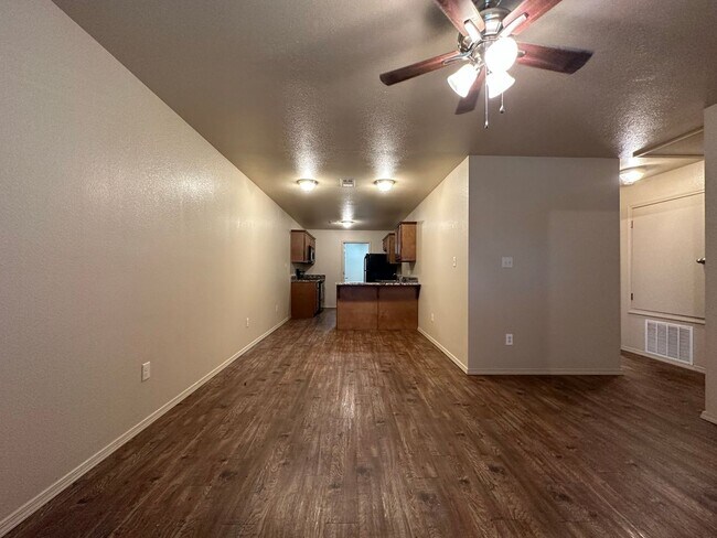 Building Photo - Tulsa St Duplex