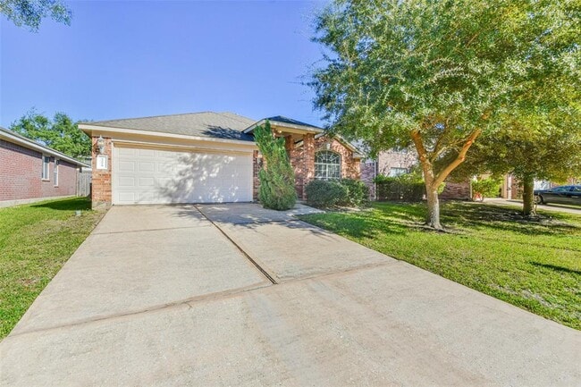 Building Photo - 23518 Hidden Maple Dr