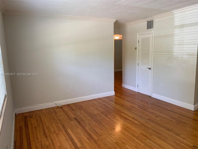 Foto del edificio - 7840 SW 55th Ave