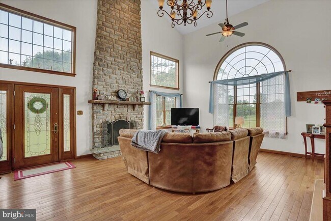 Foto del edificio - 2209 Shartlesville Rd