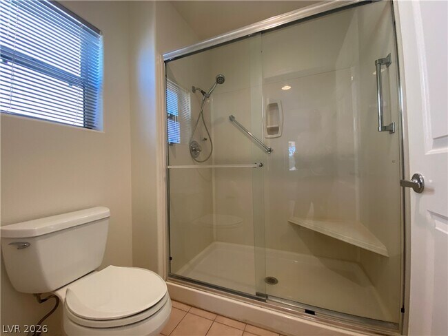 Foto del edificio - 2624 Breakers Creek Dr