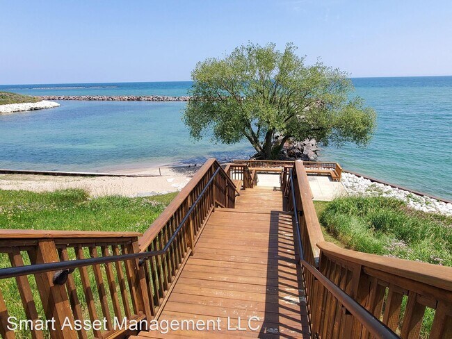 Foto del edificio - 2 br, 2 bath House - 3862 S Lake Drive Uni...