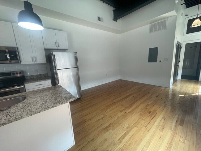 Building Photo - Culpeper Lofts - Building B