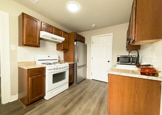 Foto del edificio - 123 Walnut Ave