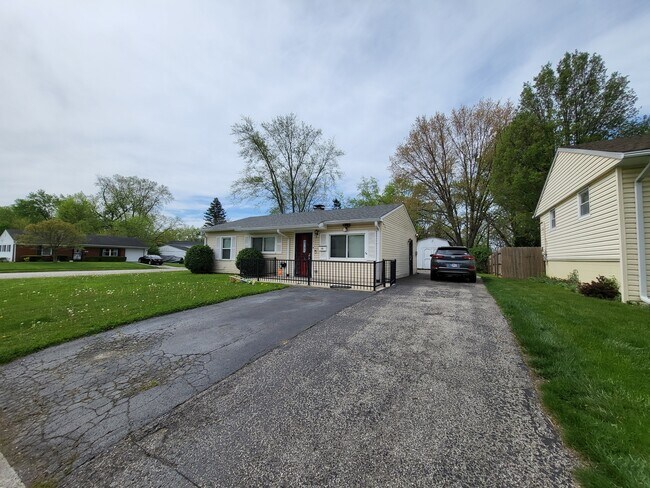 Building Photo - 3978 Arborcrest Dr