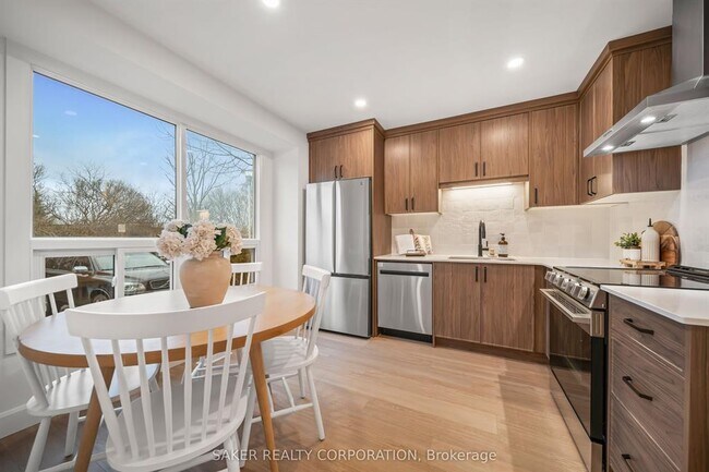 Building Photo - 135 Belmont Dr