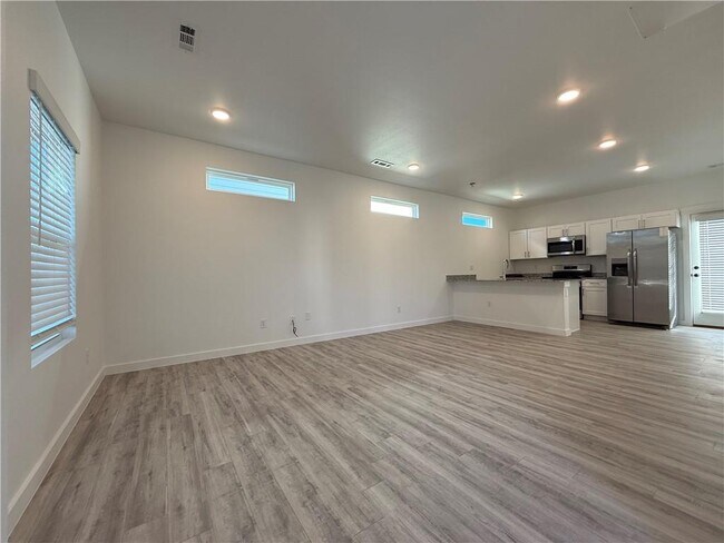 Foto del edificio - 831 States Ave