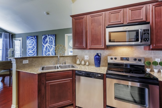 Lakeside at Coppell Apartments - Coppell, TX | Apartments.com