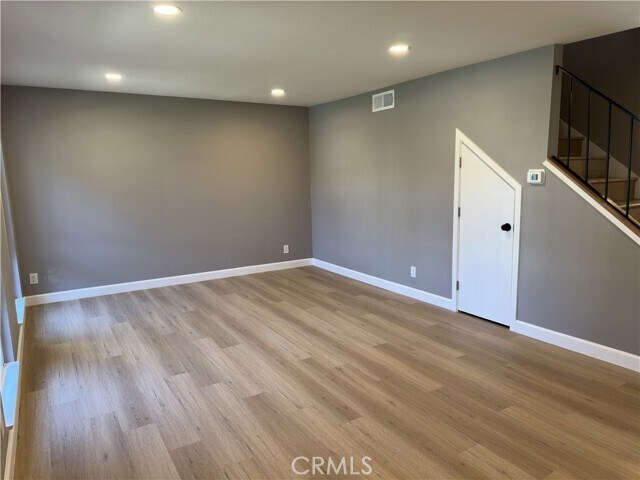 Foto del edificio - 1794 W Greenleaf Ave