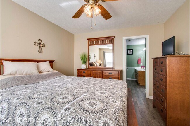 Foto del edificio - 3 br, 2 bath House - 1119 Wembley Dr.