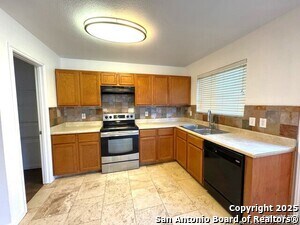 Foto del edificio - 6207 Amherst Bay