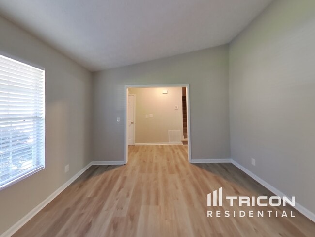 Building Photo - 6629 Rebecca Lou Ln