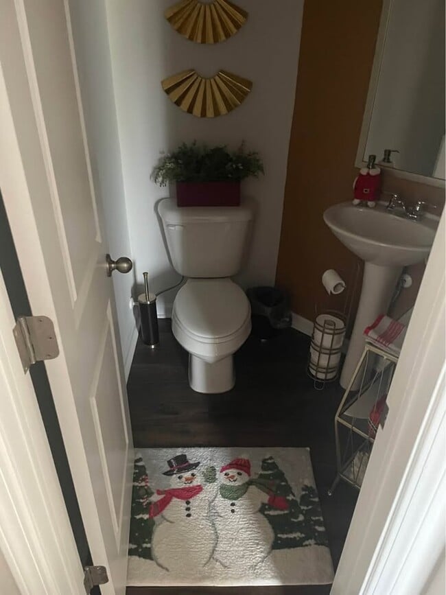 Building Photo - 830 Quaint Parish Cir