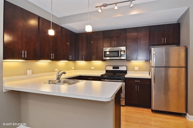 Foto del edificio - 2307 N Springfield Ave