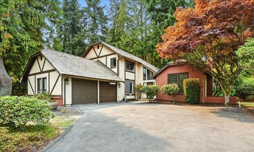 Building Photo - 15026 62nd Ave W