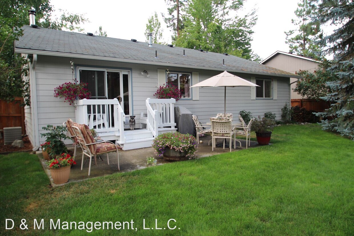Building Photo - 3 br, 2 bath House - 5170 E. Woodland Drive