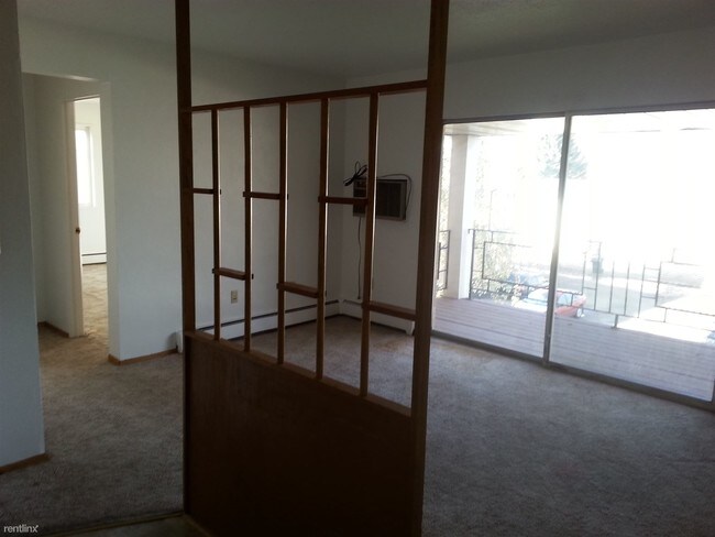 Foto del edificio - 2 br, 1 bath  - 1510 6th Ave SW