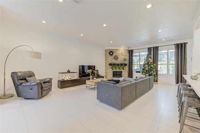 Foto del edificio - 1419 Baldwin Square Ln